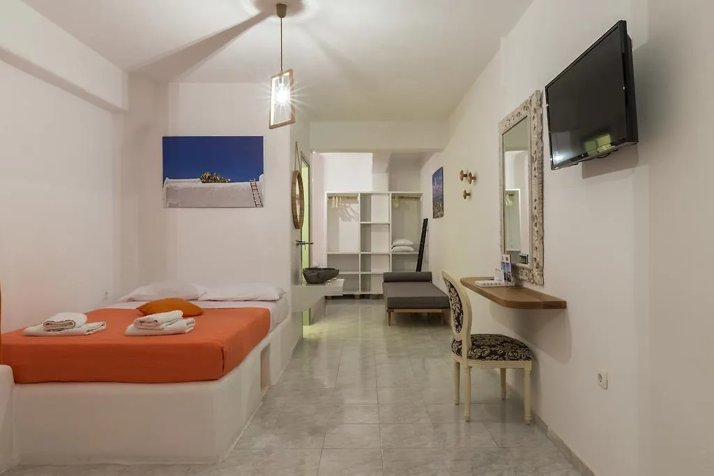 Apart Otel Artemoula'S Studios Platys Gialos